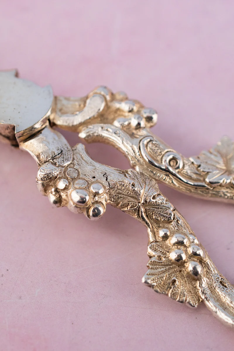 Antique English Silverplate Grape Shears - Image 7