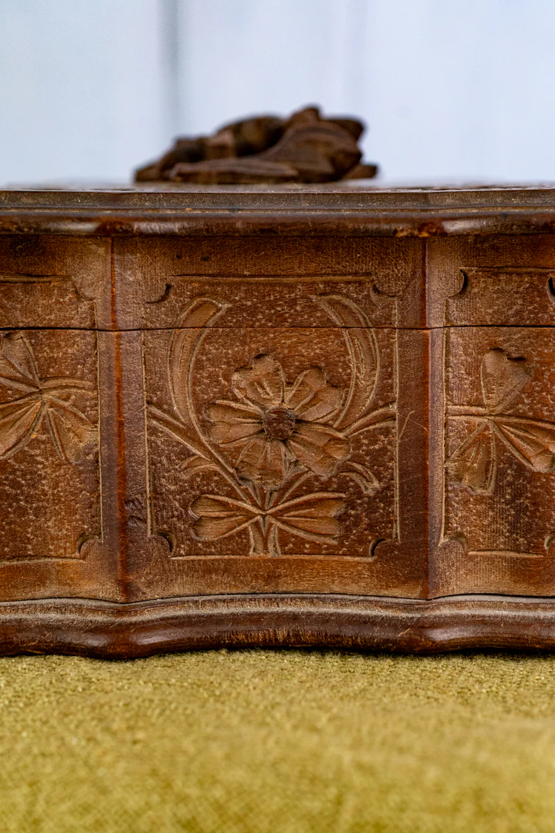 Antique Swiss Fôret Noir Edelweiss Wooden Box - Image 12