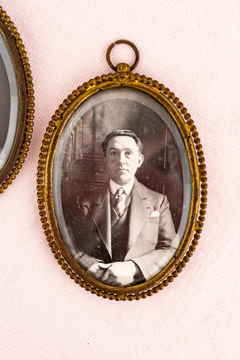 Antique French Petite Frame Pair - Image 3