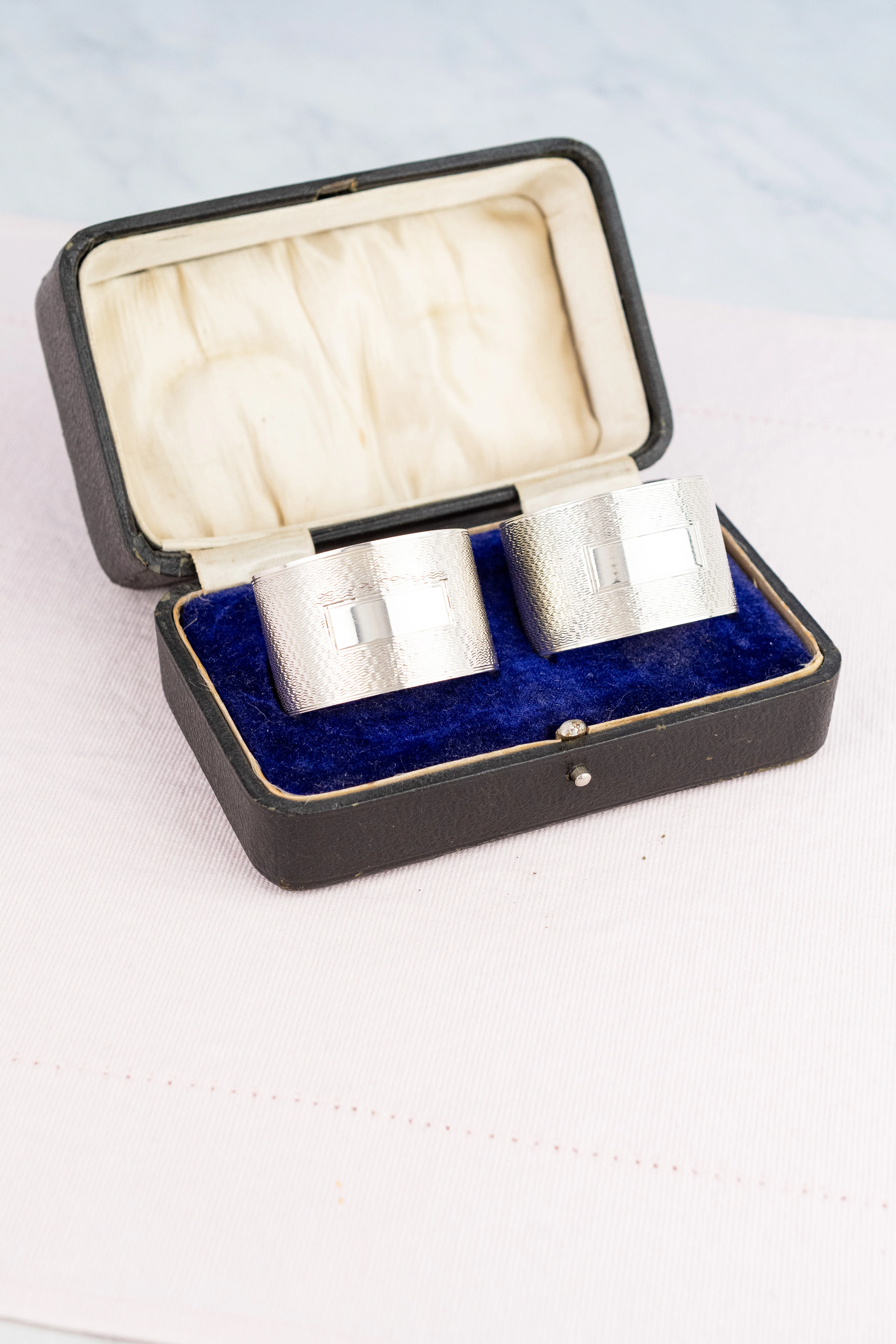 Vintage Sterling Silver Napkin Rings - Set of 2 - Image 4