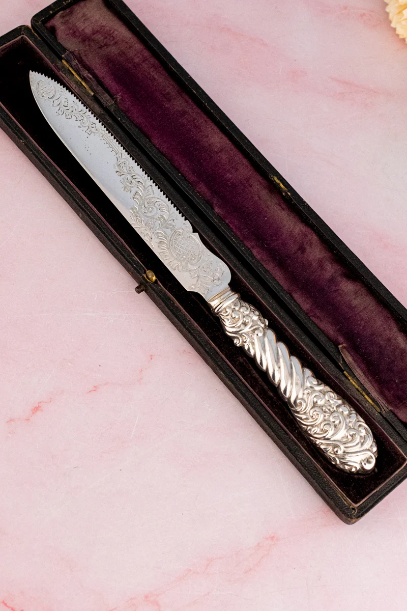 1901 Sterling Silver Handle Cake Knife - Image 2