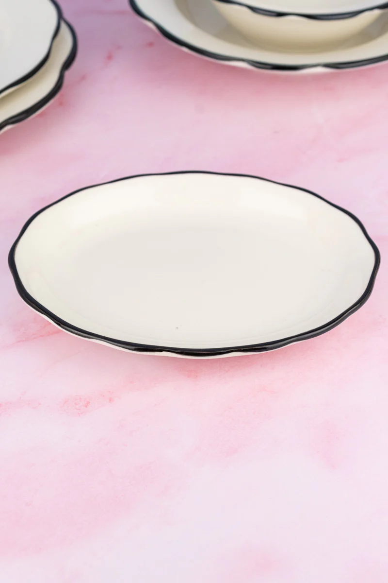 Black Band Scallop Edge Small Oval Platter - Image 2
