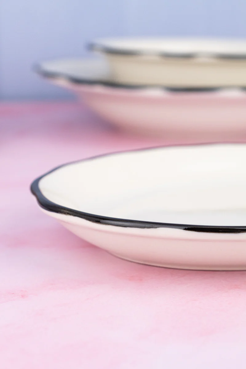 Black Band Scallop Edge Small Oval Platter - Image 3