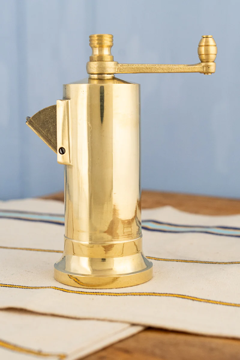 Chef's Mate Brass Pepper Mill - Image 4