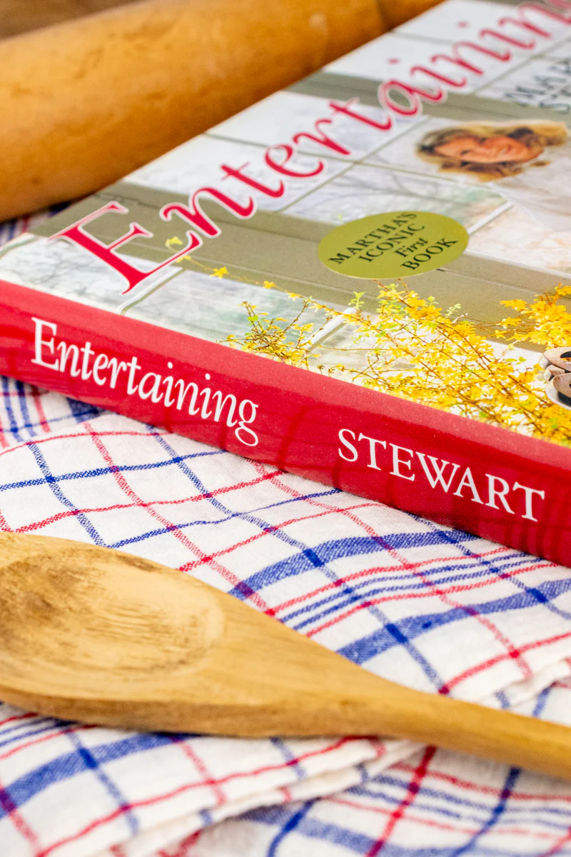 Entertaining by Martha Stewart Book - Image 2