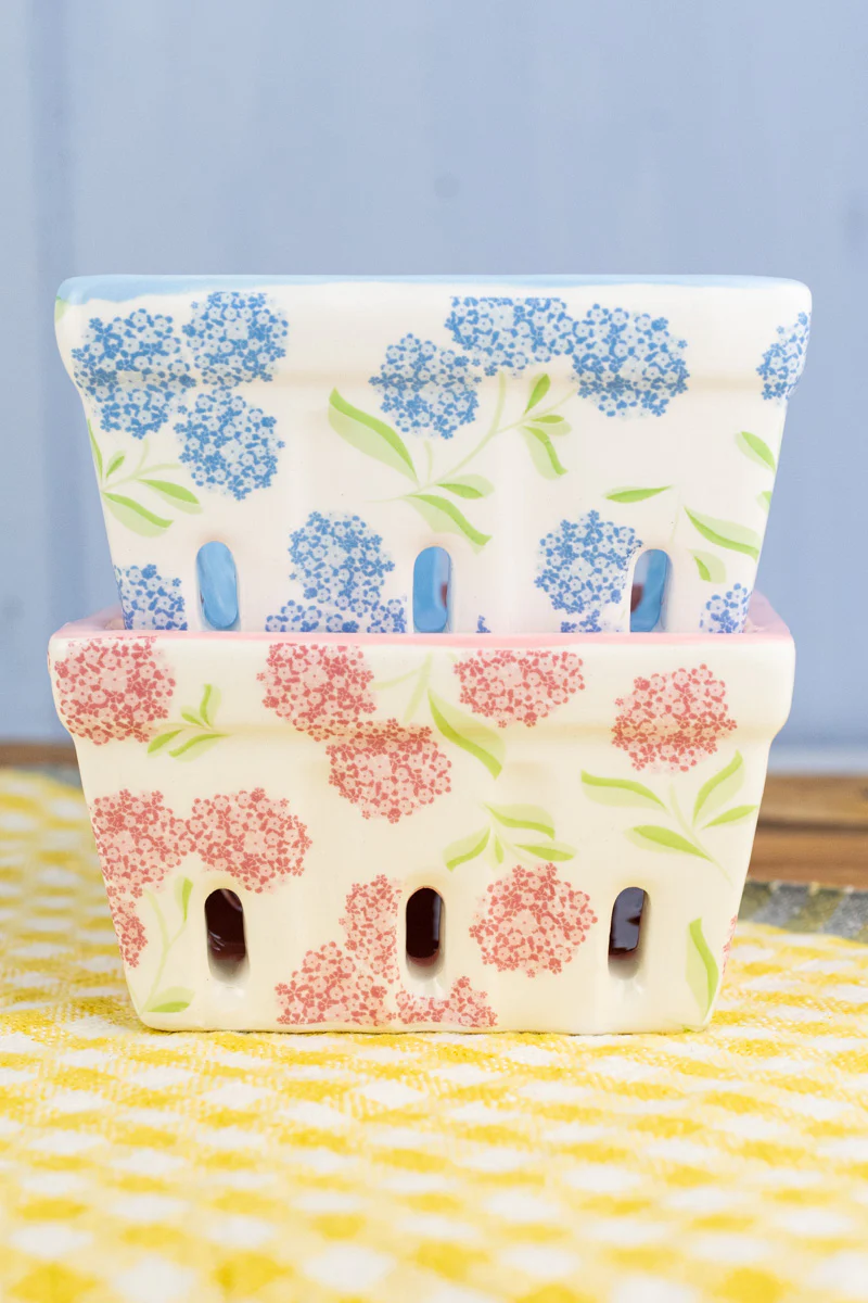 Hydrangea Ceramic Berry Basket - Image 2