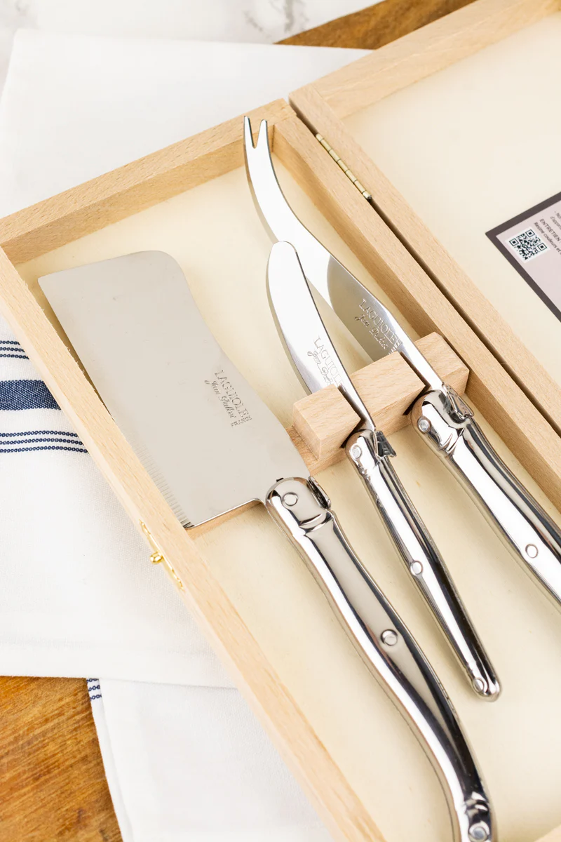Laguiole 3-piece Stainless Steel Cheese Knife Set - Image 4