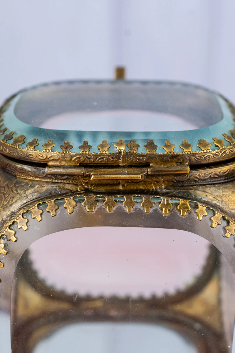Beveled Glass Jewelry Box - Image 10