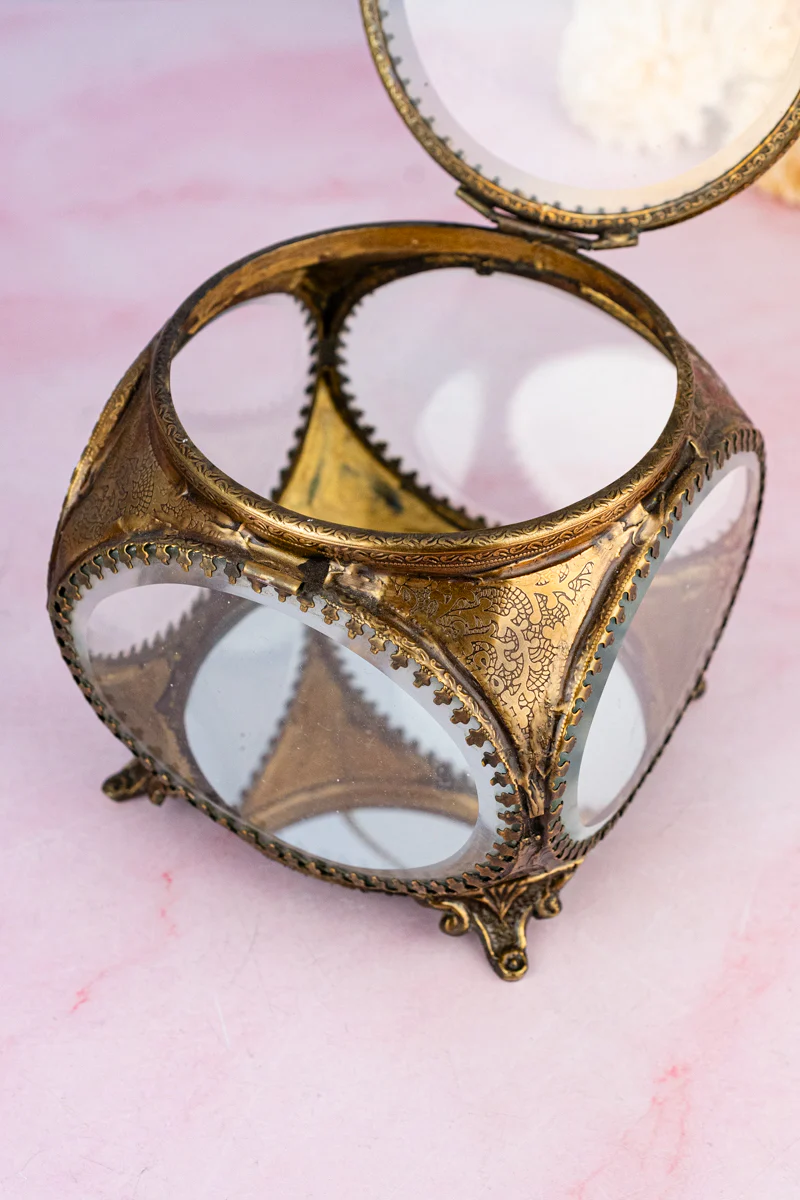 Beveled Glass Jewelry Box - Image 16