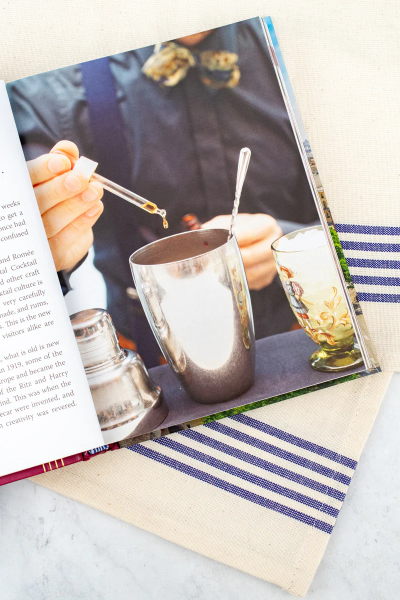 Paris Cocktails Book, 2nd Edition : An Elegant Collection of Over 100 Recipes Inspired by the City of Light - Image 8