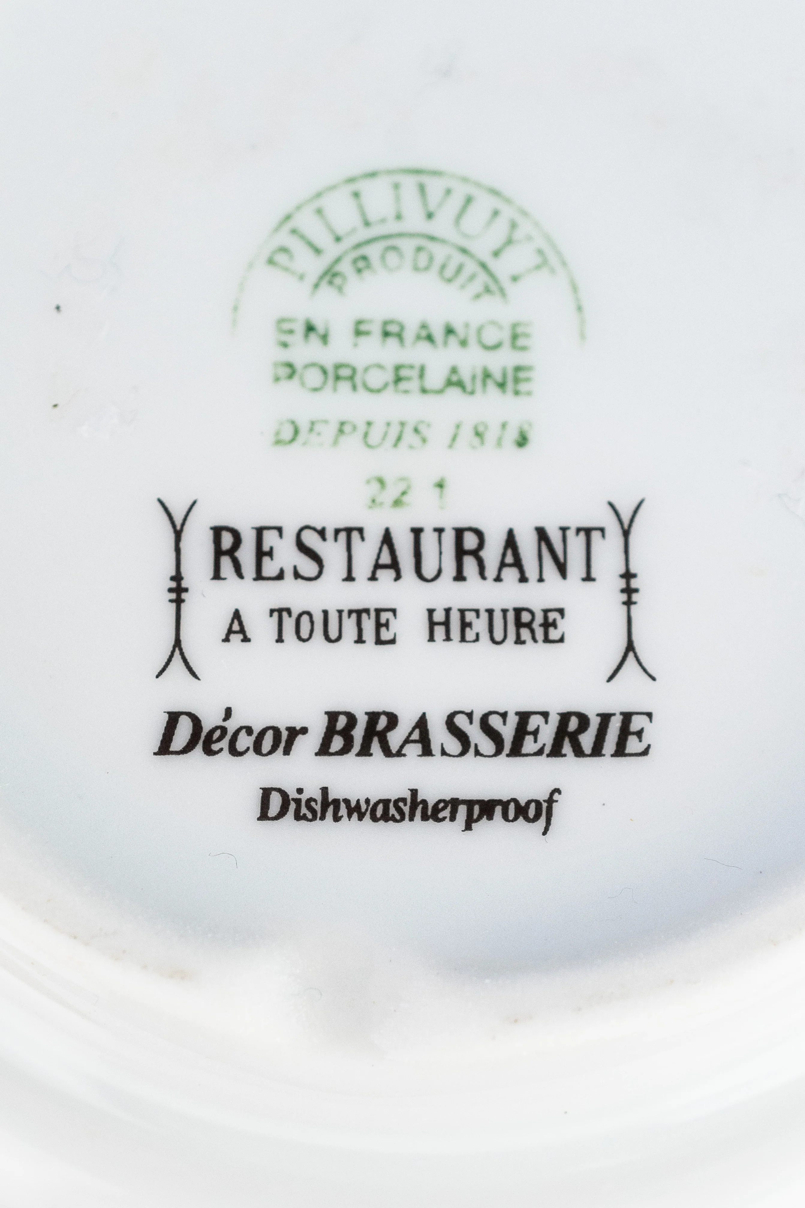 Pillivuyt Brasserie Beverage Pot - Image 8