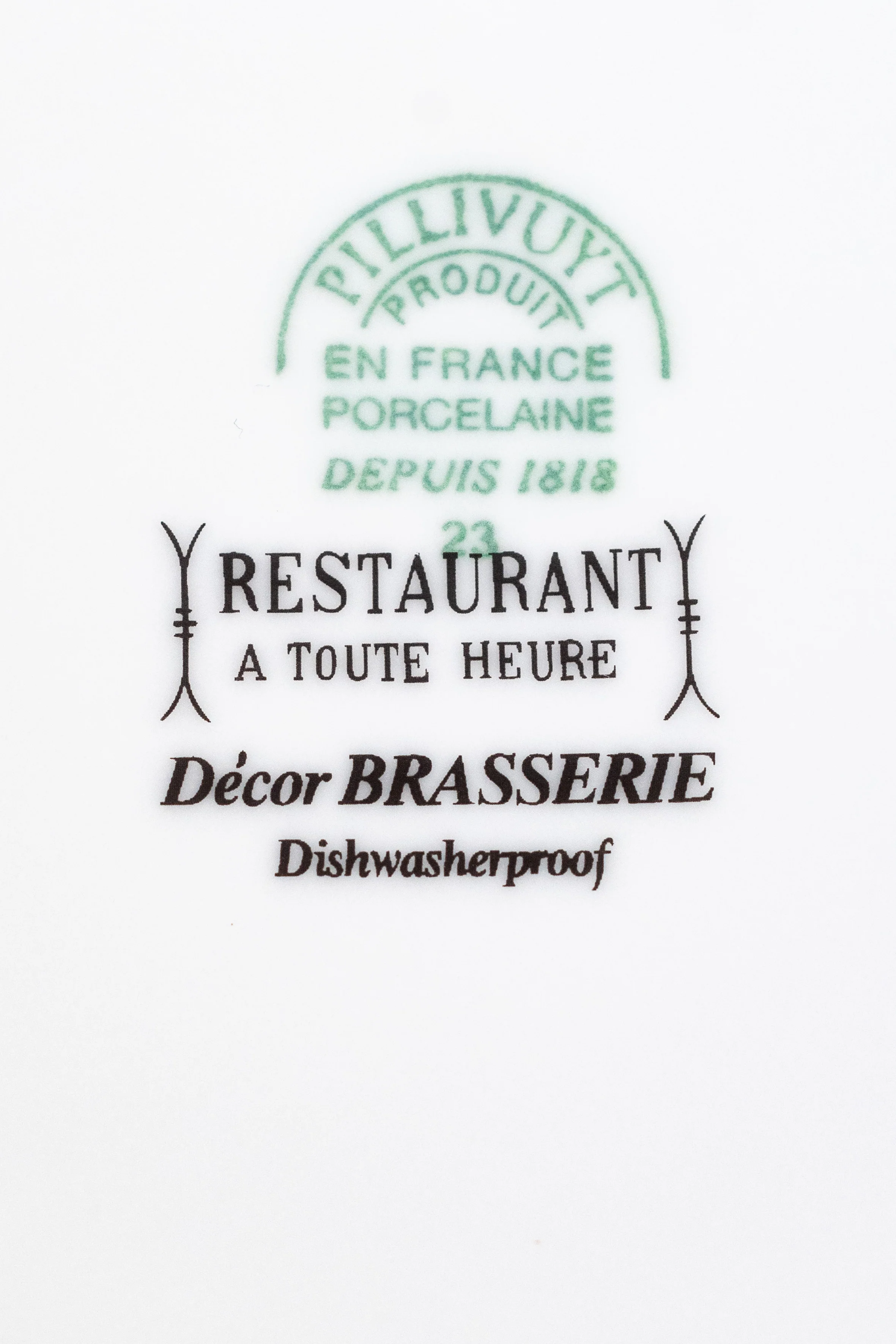 Pillivuyt Brasserie Menu Plate - Set of 2 - Image 7
