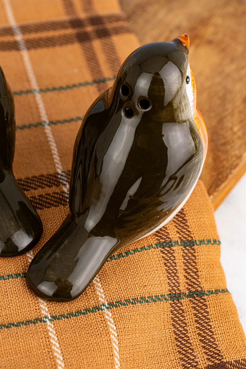 Robin Salt & Pepper Set - Image 7