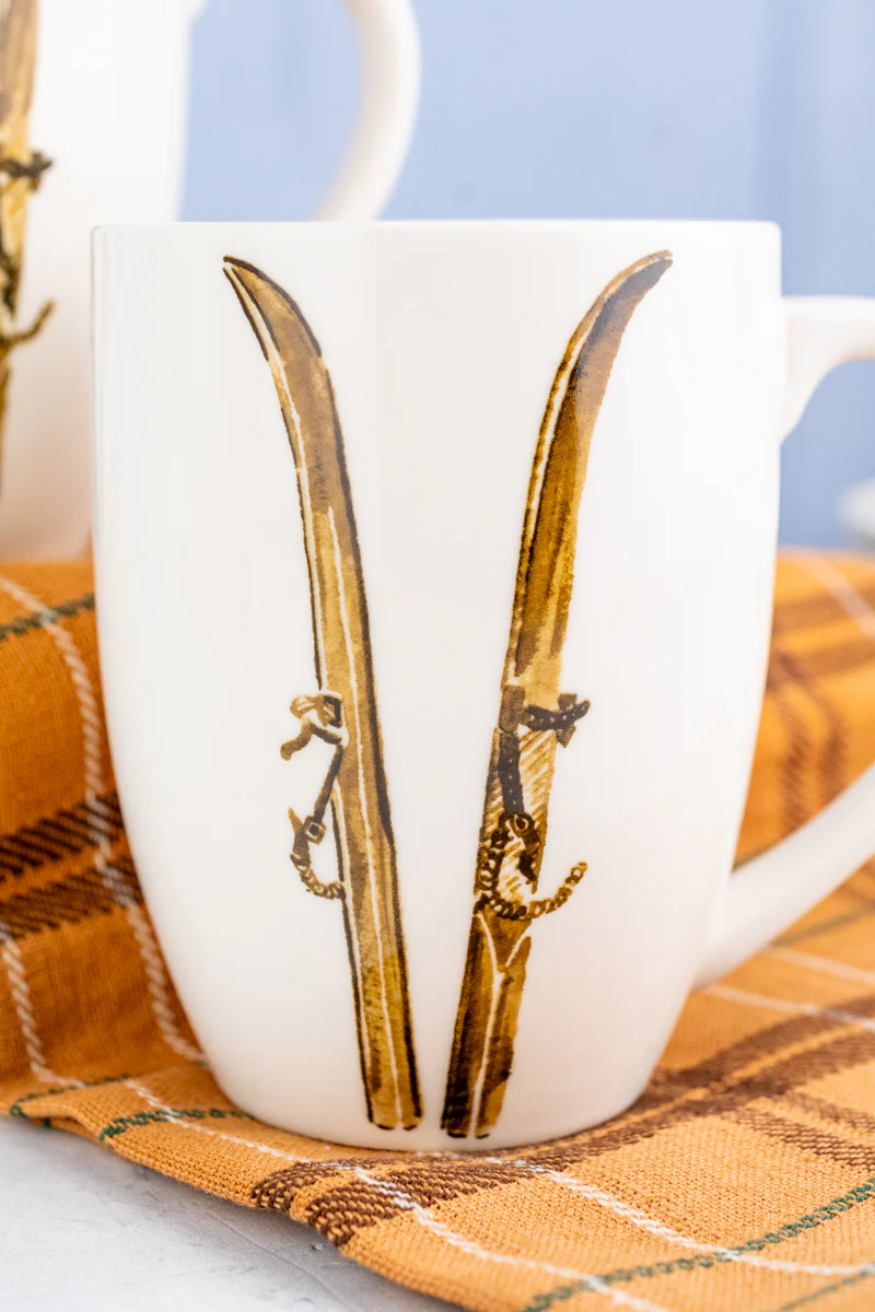 Après Ski Lodge Mugs - Set of 2 - Image 3