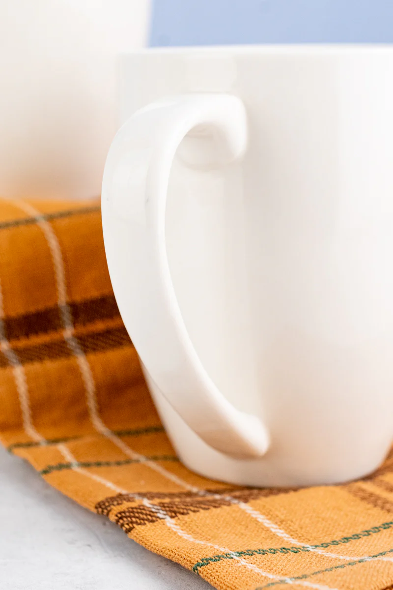 Après Ski Lodge Mugs - Set of 2 - Image 4