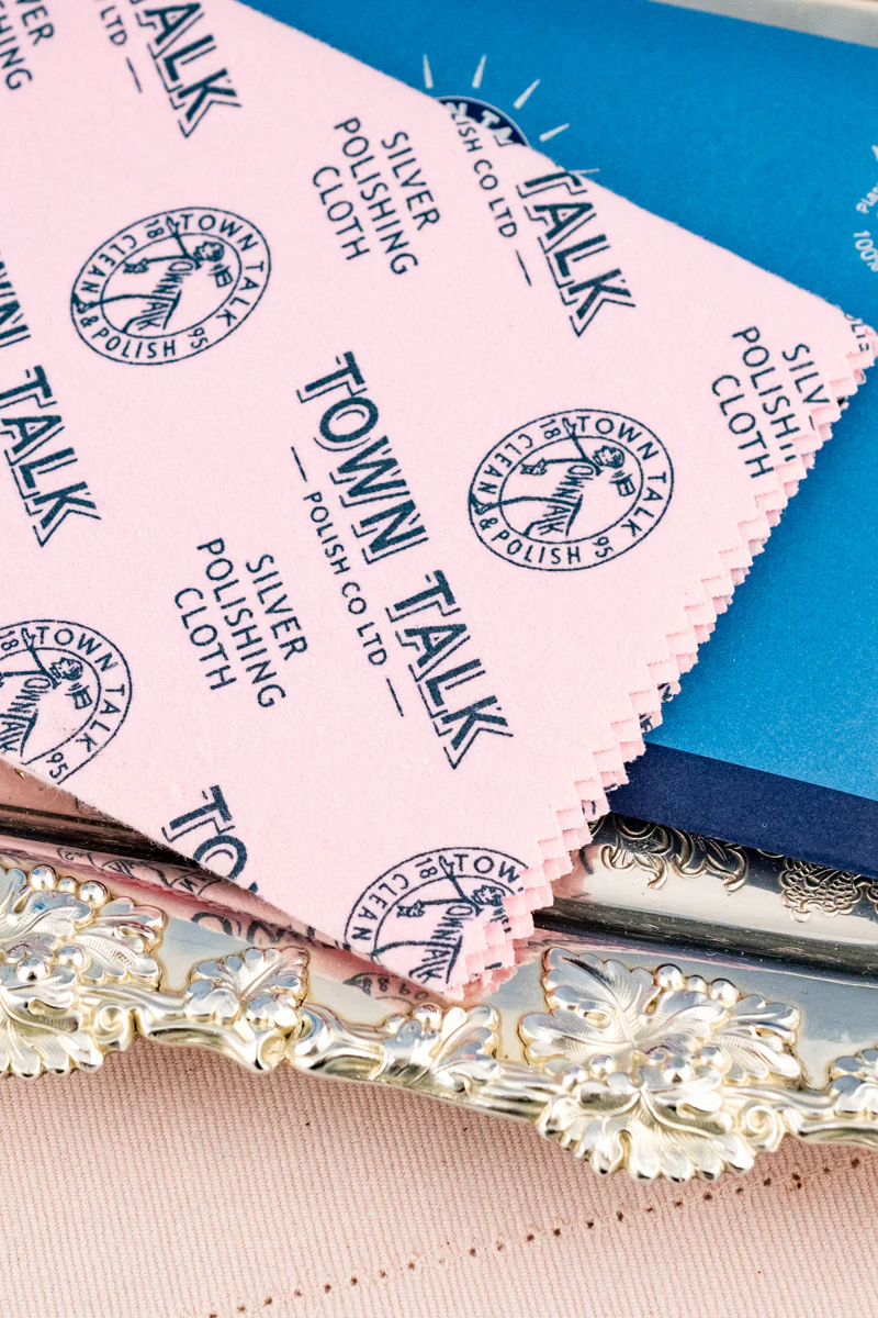 Town Talk Original Anti-Tarnish Silver Polishing Cloth - Image 3