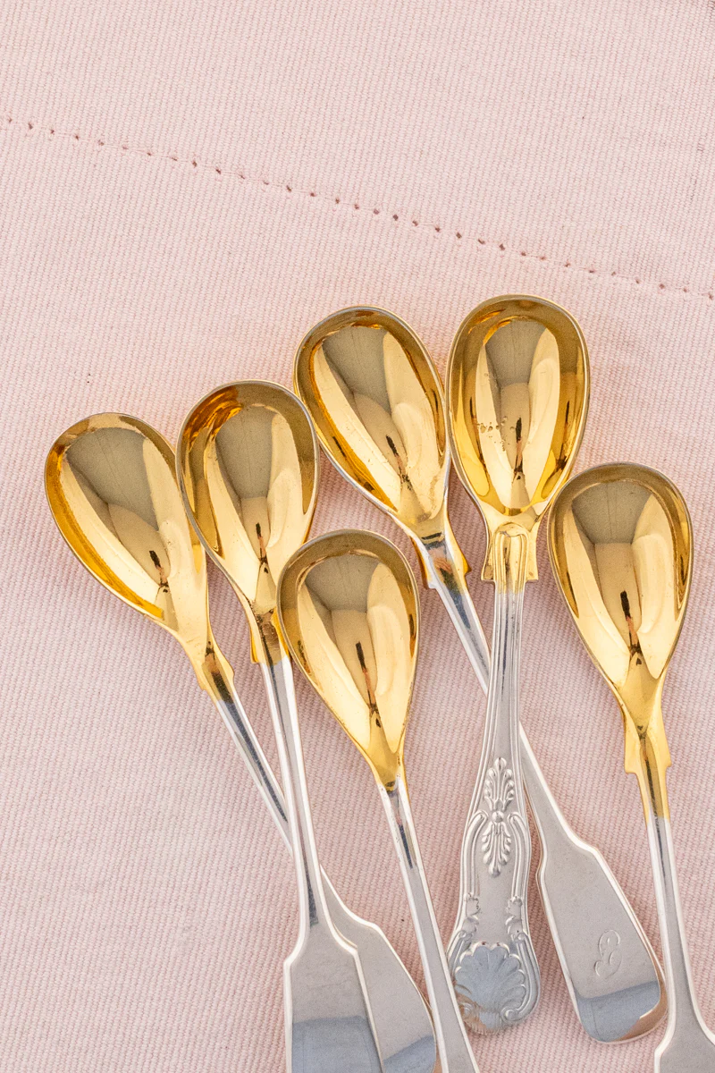 Vintage English Silverplate & Gilded Egg Spoon - Image 3