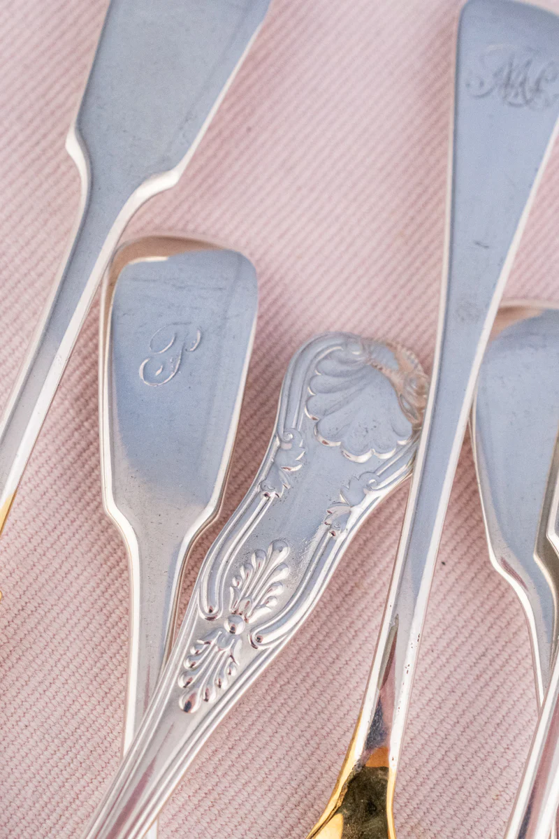 Vintage English Silverplate & Gilded Egg Spoon - Image 4