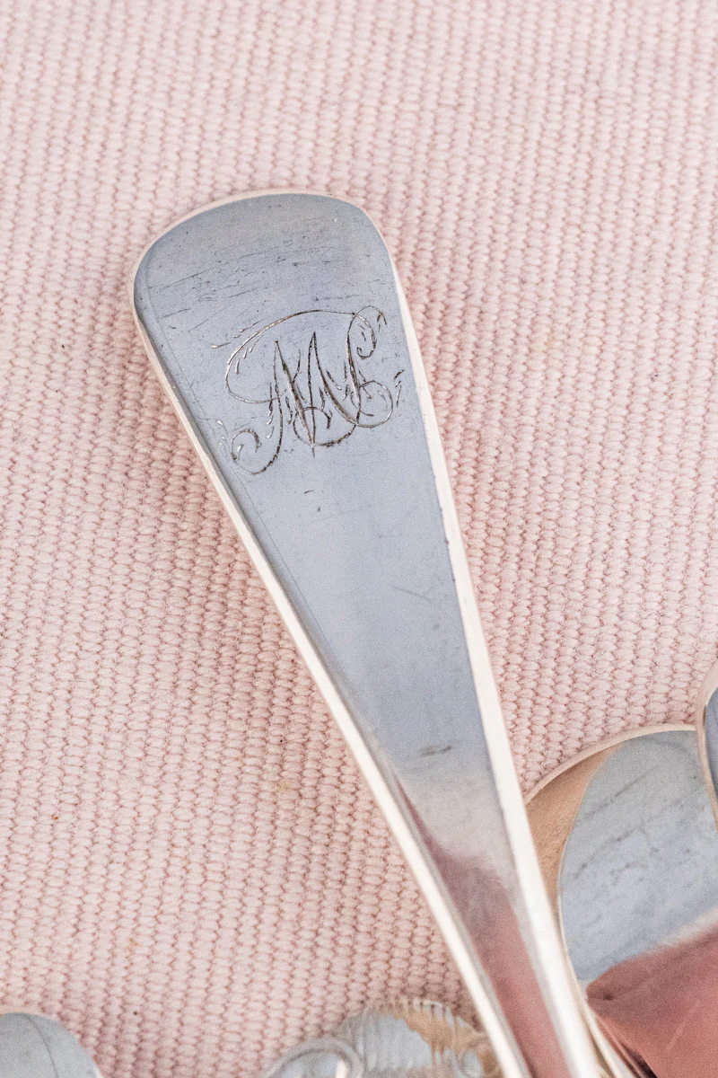 Vintage English Silverplate & Gilded Egg Spoon - Image 5