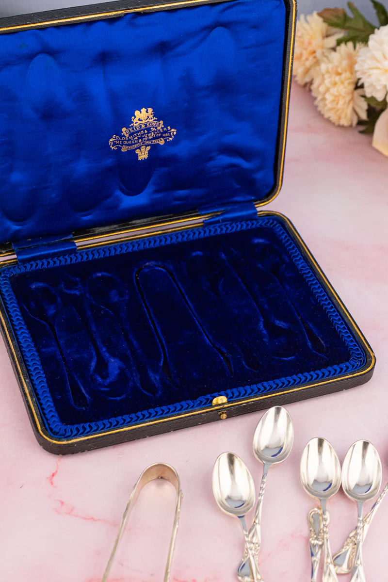 Antique English Silverplate Teaspoons for 6 & Tongs Set - Image 13