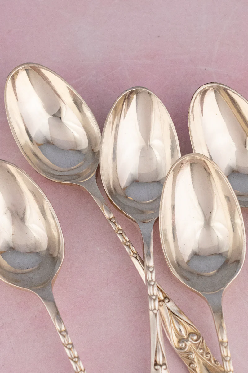 Antique English Silverplate Teaspoons for 6 & Tongs Set - Image 5
