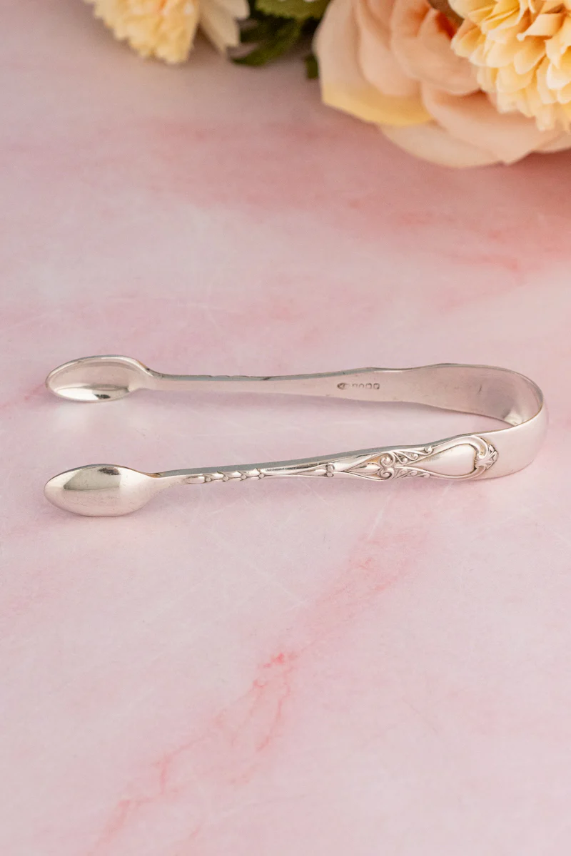 Antique English Silverplate Teaspoons for 6 & Tongs Set - Image 8