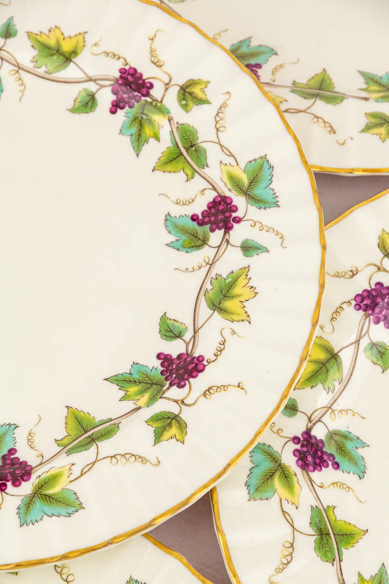 Vintage Royal Worcester Dinner Plates - Set of 6 - Image 5