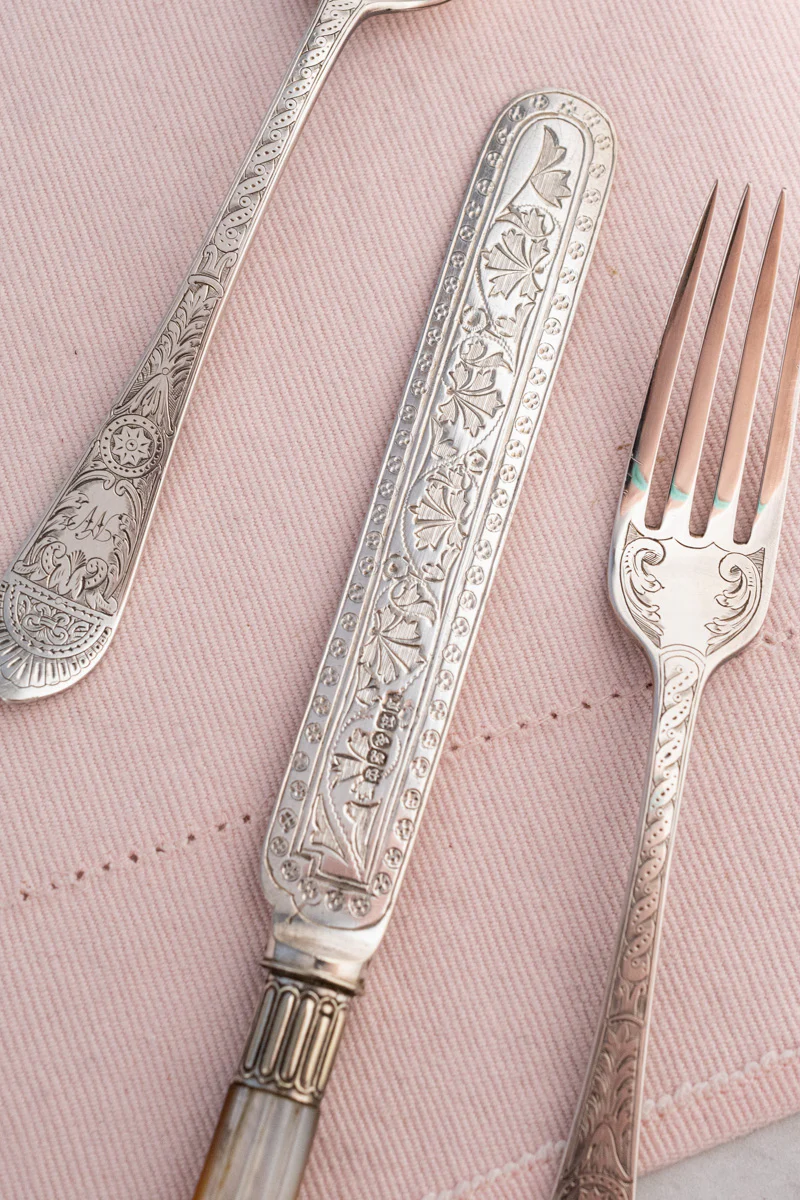 Victorian Silverplate Engraved 3-Piece Travel Cutlery Set - Image 8