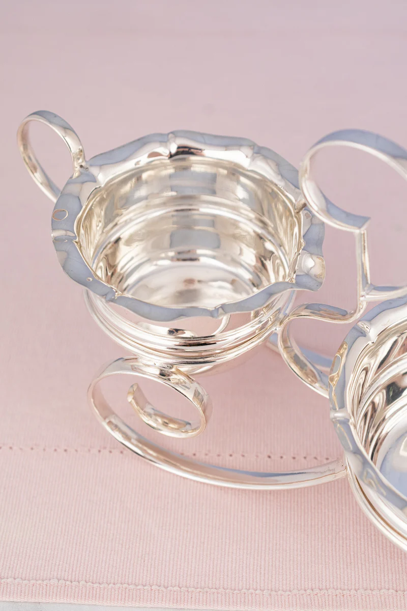 Vintage Silverplate Milk and Sugar in Stand - Image 8